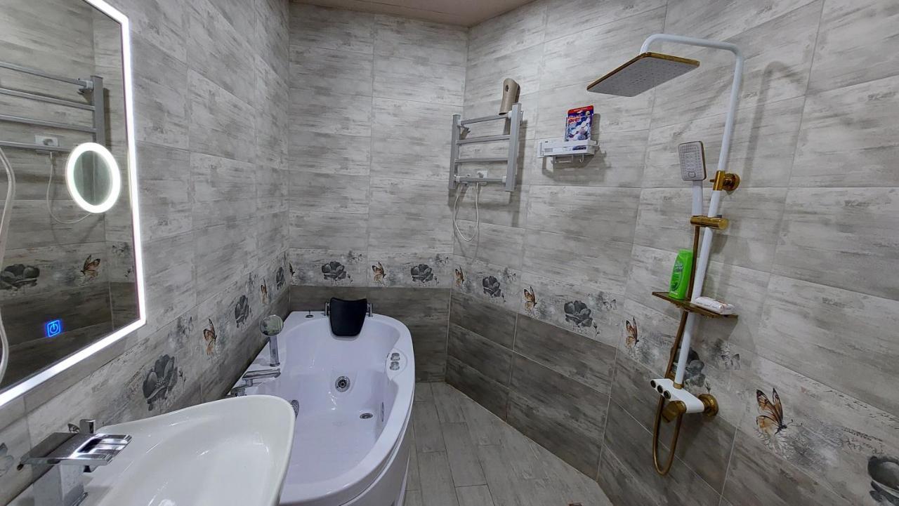Seaside Apartment Batumi Beach Екстер'єр фото
