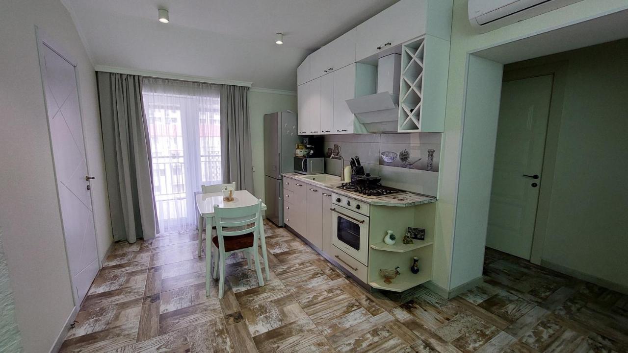 Seaside Apartment Batumi Beach Екстер'єр фото