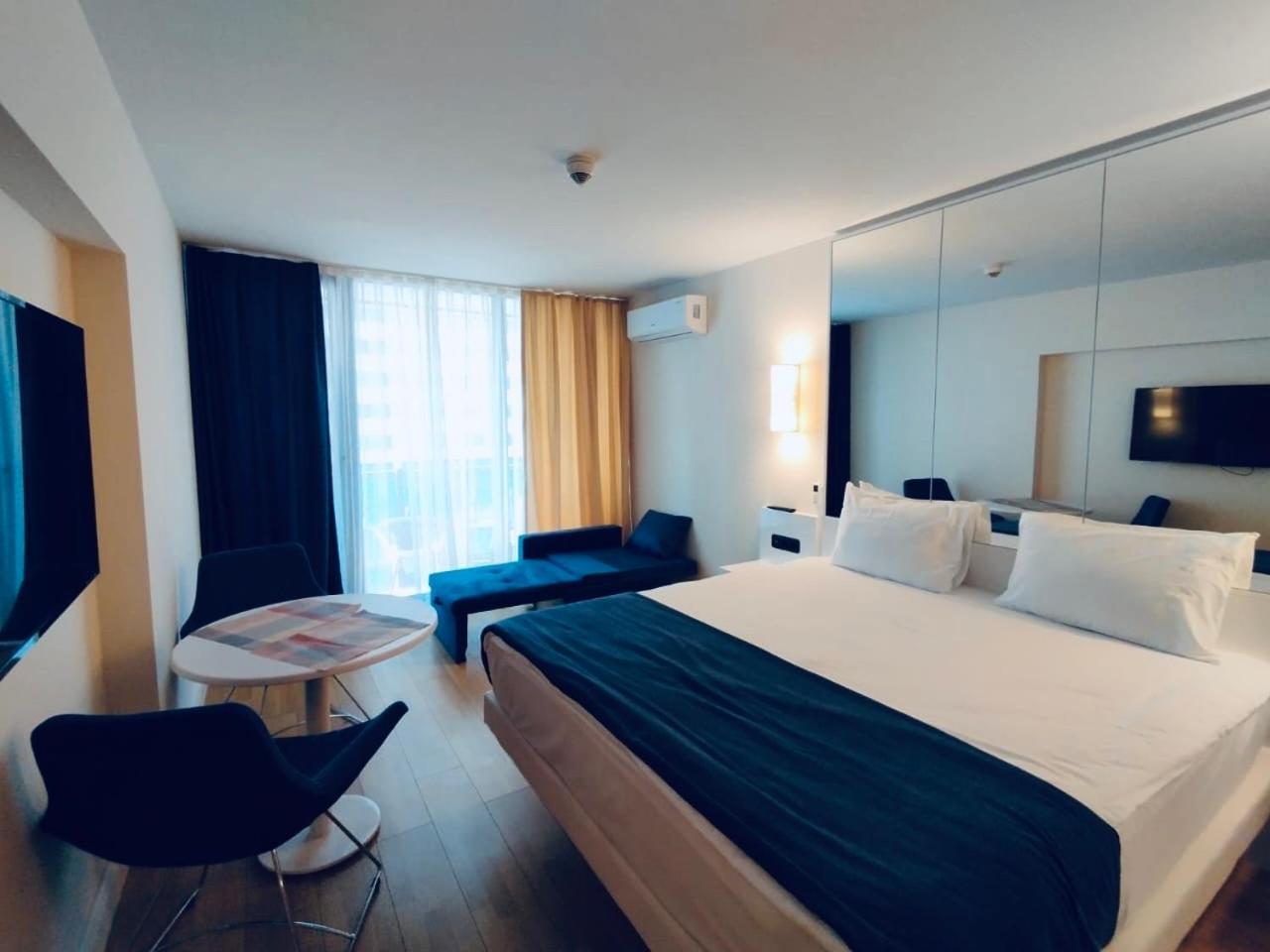 Seaside Apartment Batumi Beach Екстер'єр фото