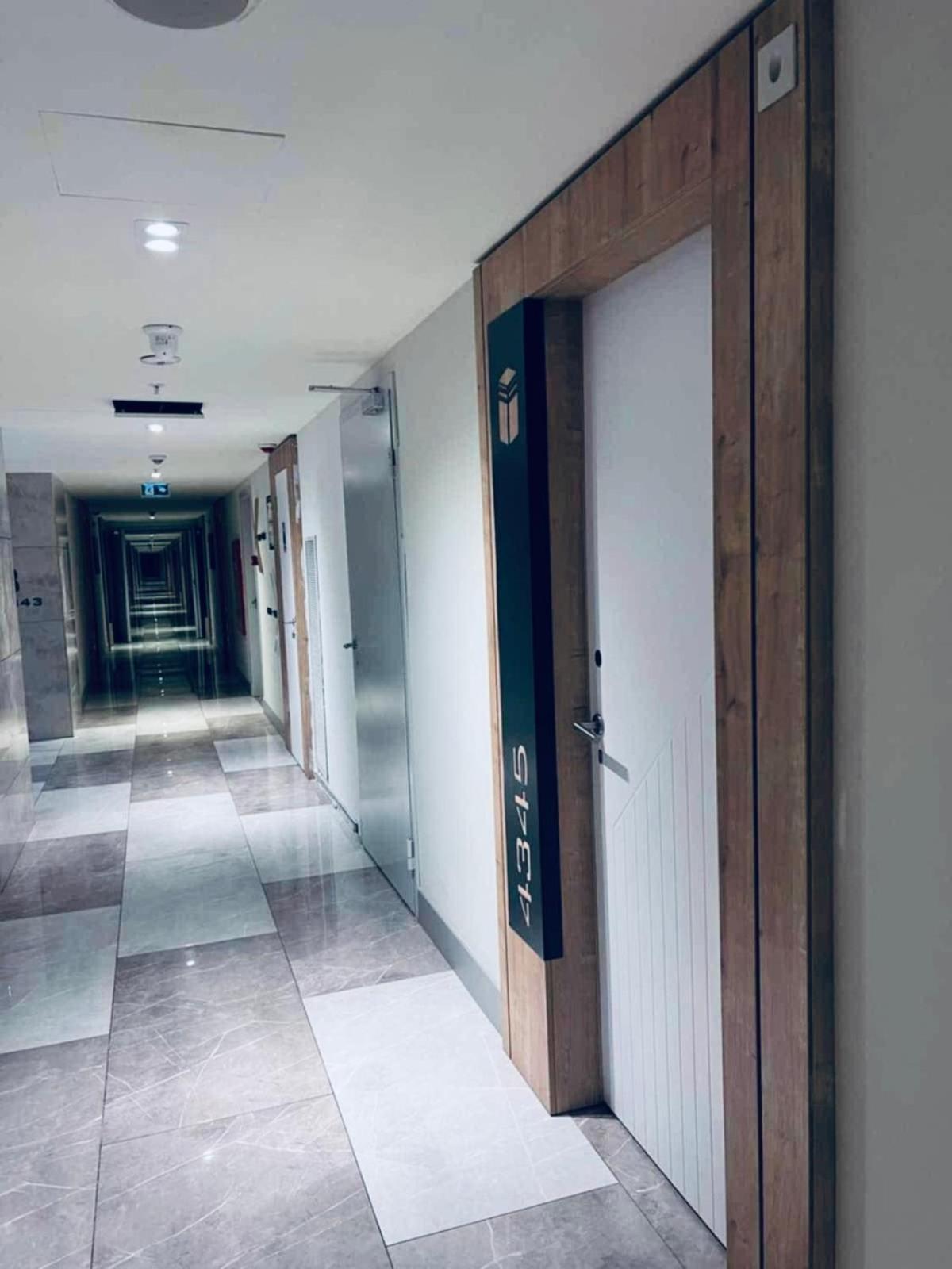 Seaside Apartment Batumi Beach Екстер'єр фото